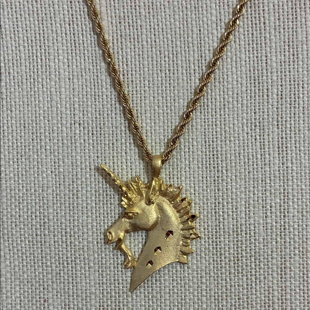 Vintage 14KT gold plated Gold Unicorn Pendant and 20” rope chain Necklace